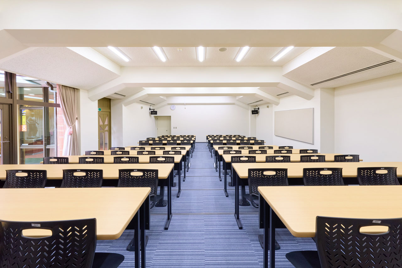 香蘭女学校 中等科・高等科 聖ヒルダ記念館 Study Hall